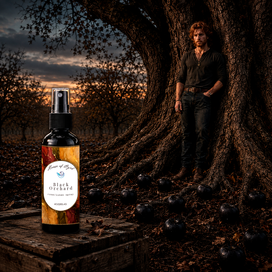 🍎 Black Orchard Room Spray